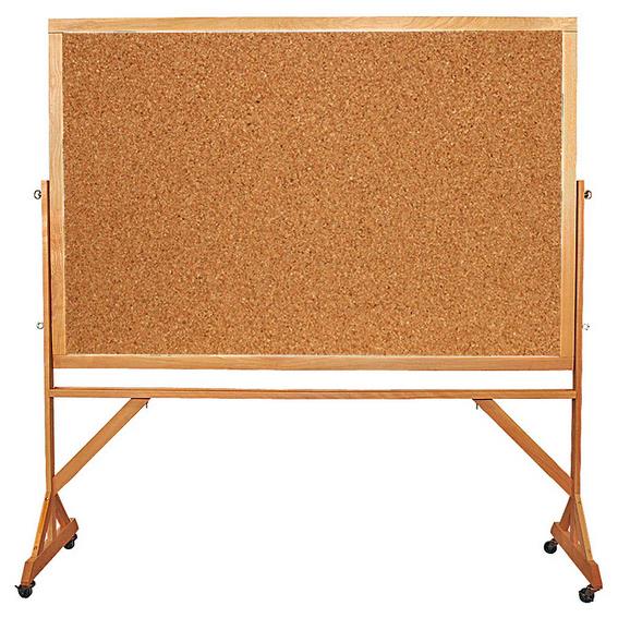 6 Reasons To Use Bulletin Boards